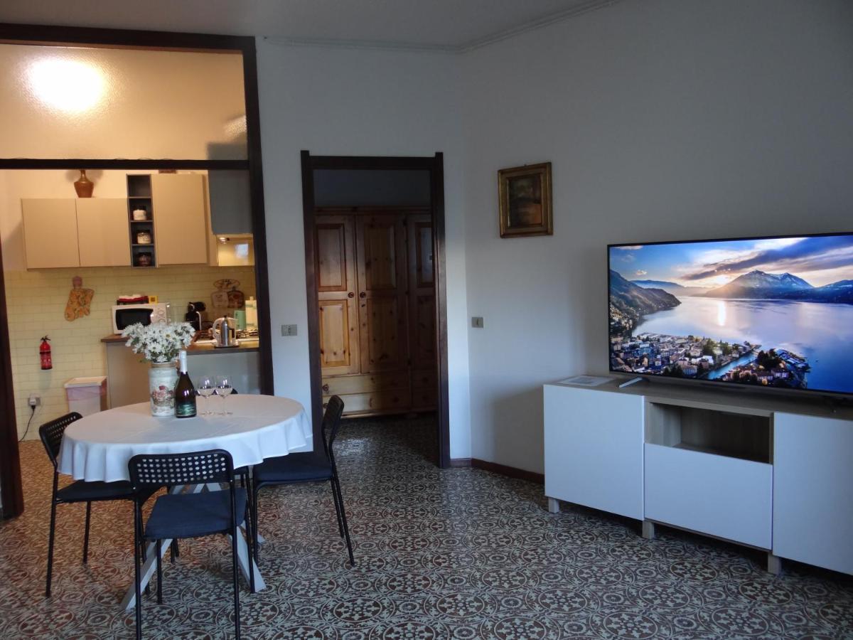 Roberta'S House, A Few Steps From The Lake เบลลาโน ภายนอก รูปภาพ